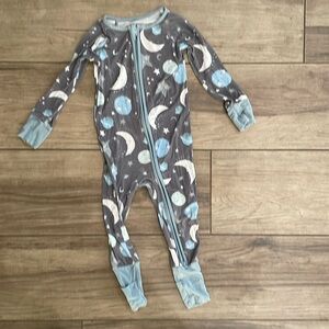 Little Sleepies Zippy size 12-18 Months